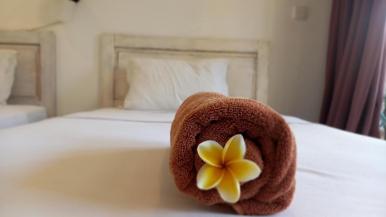 Wisma Bunda 2 Hotel Gili Trawangan Luaran gambar